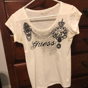Guess t shirt